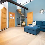The Rose Suites