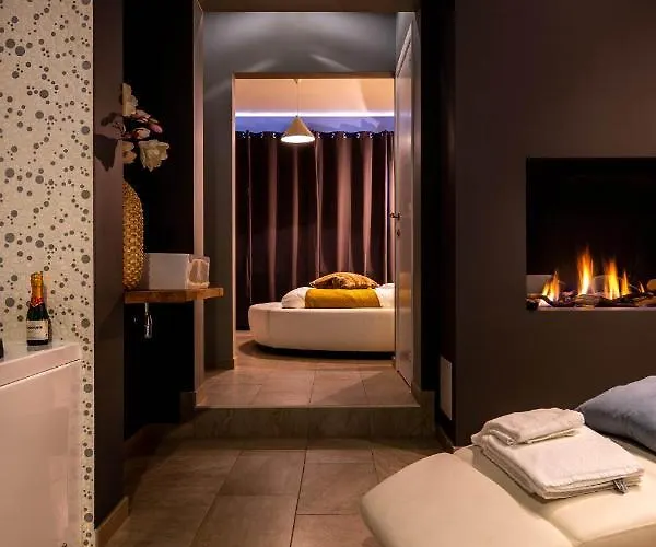 The Rose Suites